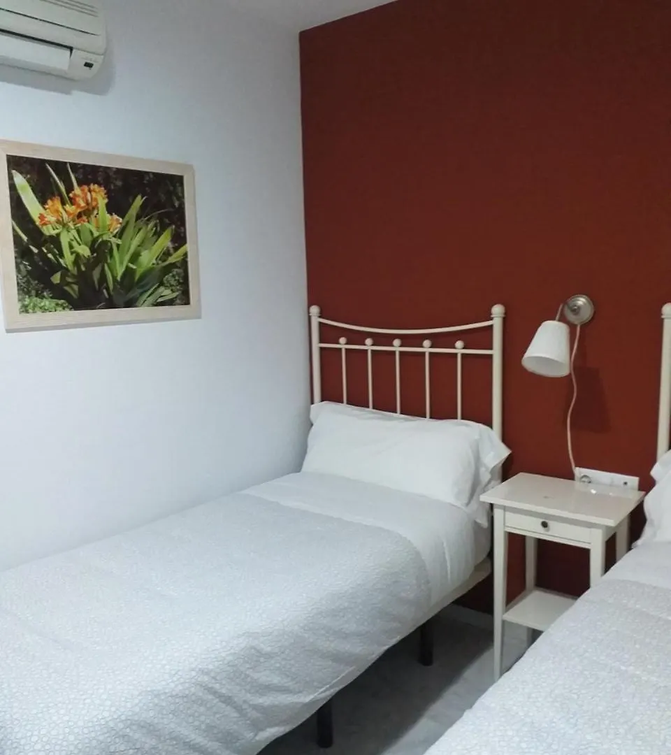 Hostal Monteluna Росиана